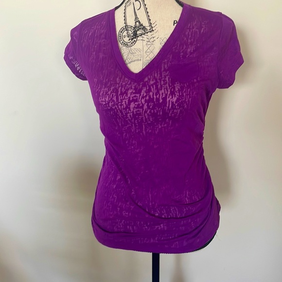 MATERNITY TEE - Picture 1 of 4